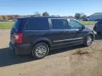 2013 Chrysler Town & Country Touring L