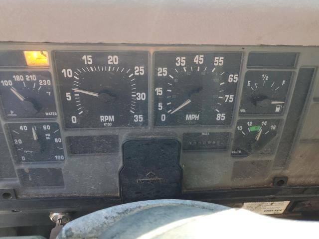 1997 International 4000 4700