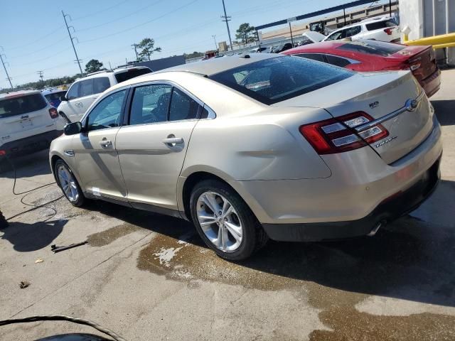 2018 Ford Taurus SEL