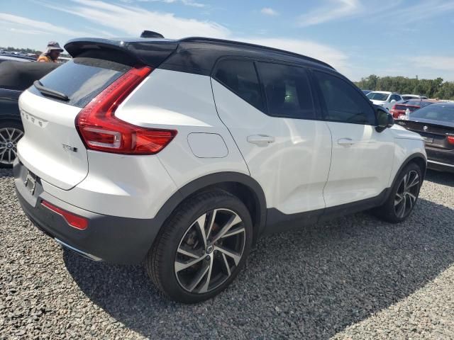 2020 Volvo XC40 T5 R-Design