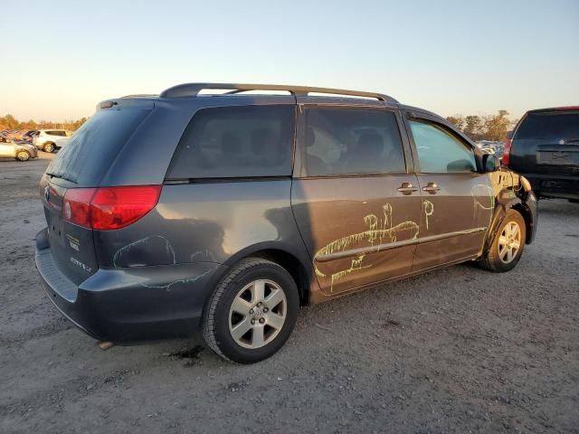 2007 Toyota Sienna CE