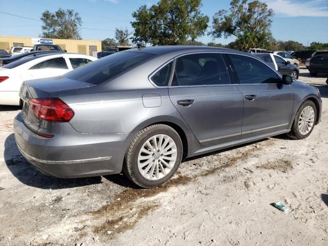 2016 Volkswagen Passat SE