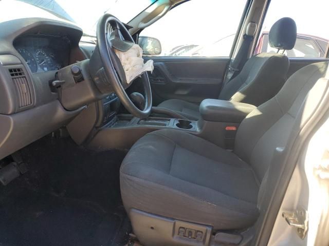 2004 Jeep Grand Cherokee Laredo