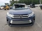 2017 Toyota Highlander SE