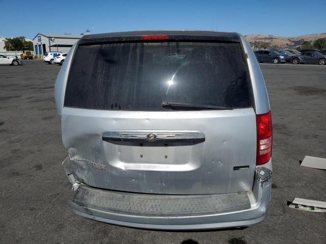 2008 Chrysler Town & Country LX