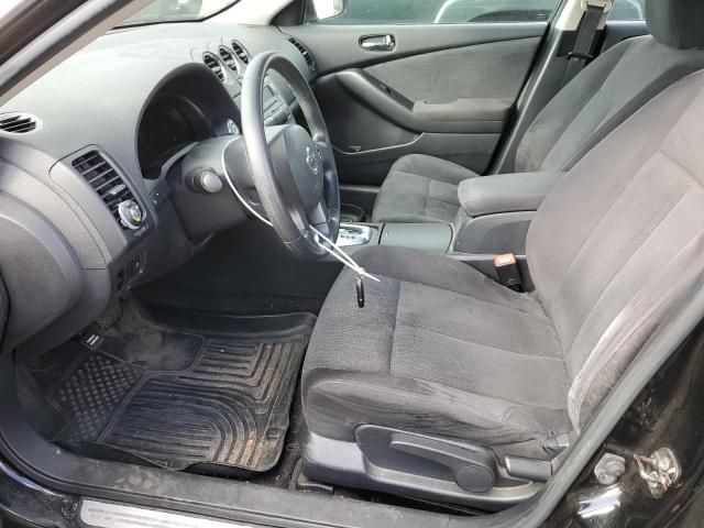 2010 Nissan Altima Base