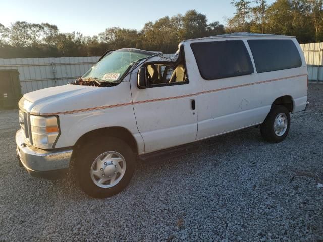 2011 Ford Econoline E350 Super Duty Wagon