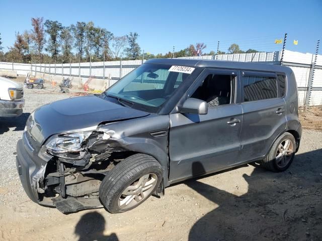 2011 KIA Soul +