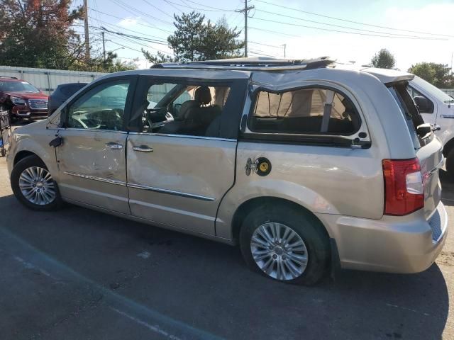 2012 Chrysler Town & Country Limited