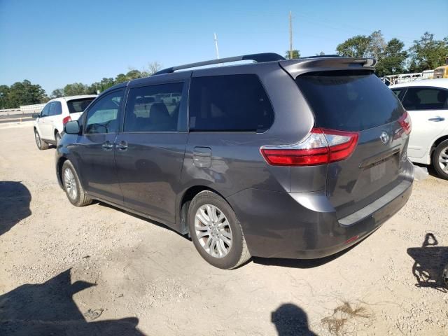 2015 Toyota Sienna XLE