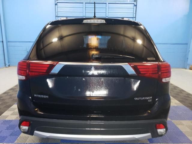 2016 Mitsubishi Outlander SE