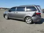 2016 Toyota Sienna LE