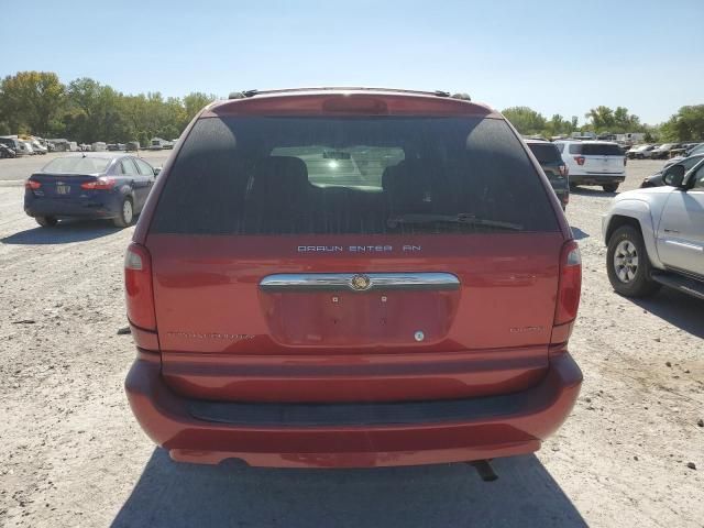 2007 Chrysler Town & Country Touring