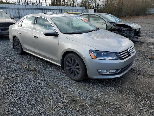 2012 Volkswagen Passat SEL