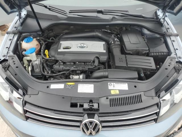 2014 Volkswagen EOS LUX