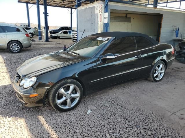 2005 Mercedes-Benz CLK 320