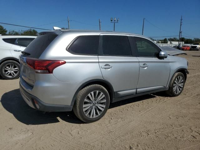 2019 Mitsubishi Outlander SE