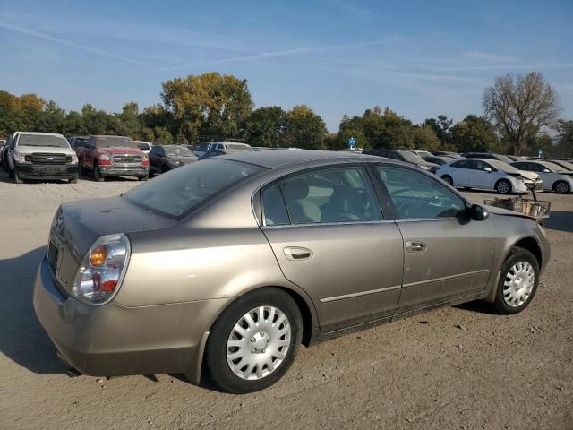 2002 Nissan Altima Base