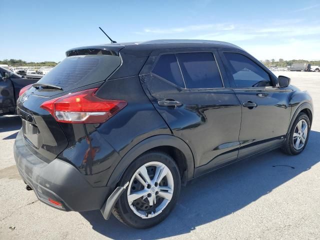 2019 Nissan Kicks S