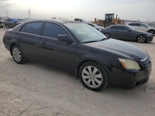 2005 Toyota Avalon XL