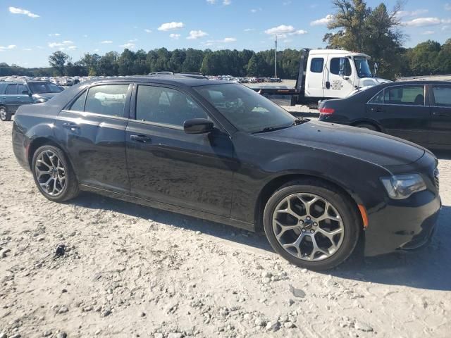 2018 Chrysler 300 Touring