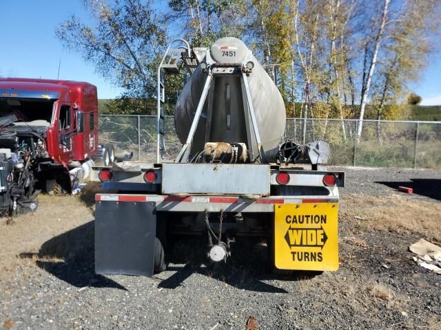 1997 Fruehauf Tank