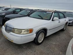 Carros salvage para piezas a la venta en subasta: 2001 Lincoln Town Car Executive