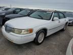 2001 Lincoln Town Car Executive