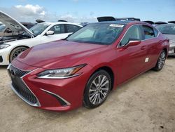 Carros dañados por inundaciones a la venta en subasta: 2019 Lexus ES 350