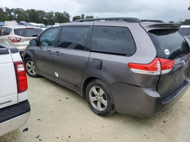 2012 Toyota Sienna LE