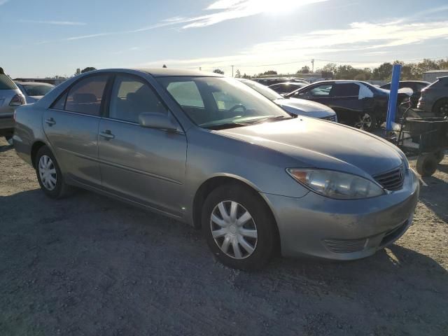 2005 Toyota Camry LE