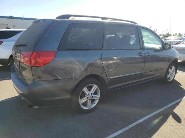 2006 Toyota Sienna CE