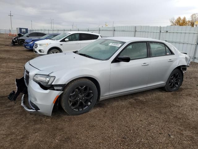 2019 Chrysler 300 Touring