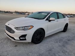 Carros salvage para piezas a la venta en subasta: 2019 Ford Fusion SE