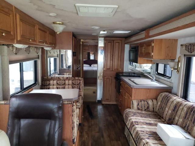 2000 Holiday Rambler 2000 Roadmaster Rail Executive Signature