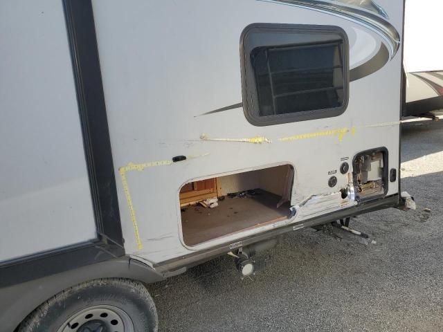 2017 Coachmen Ultra Lite