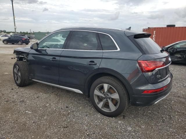 2024 Audi Q5 Premium 40