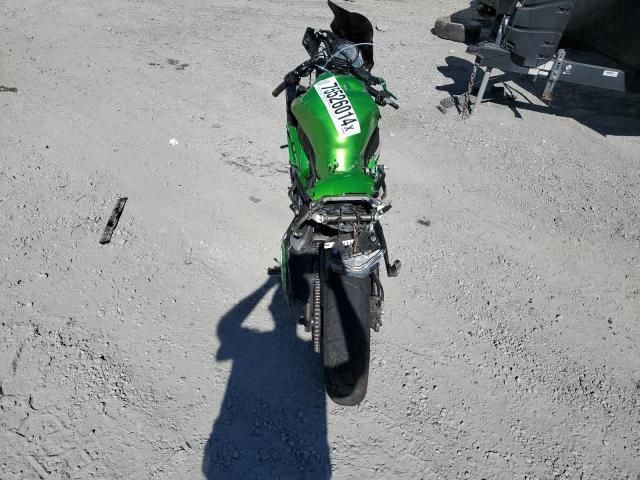 2012 Kawasaki EX650 EC