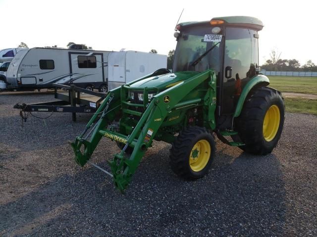 2015 John Deere 4052R