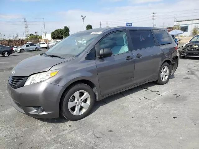 2016 Toyota Sienna