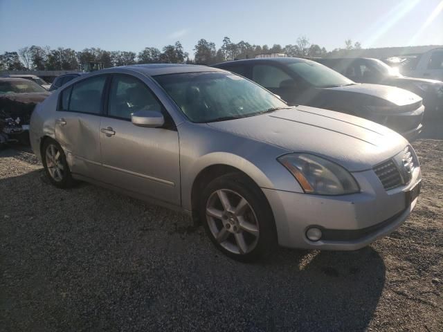 2004 Nissan Maxima SE