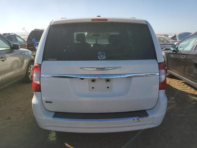 2012 Chrysler Town & Country Touring