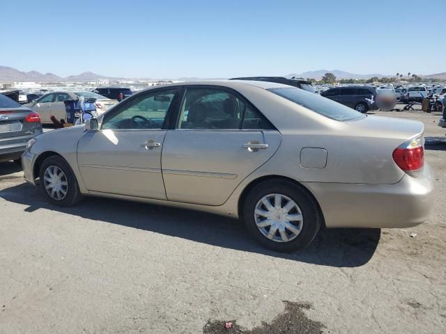 2005 Toyota Camry LE