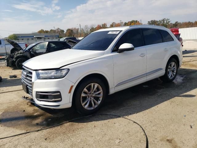 2019 Audi Q7 Premium Plus