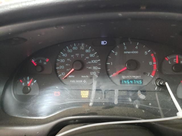 2000 Ford Mustang