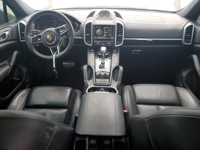 2016 Porsche Cayenne GTS