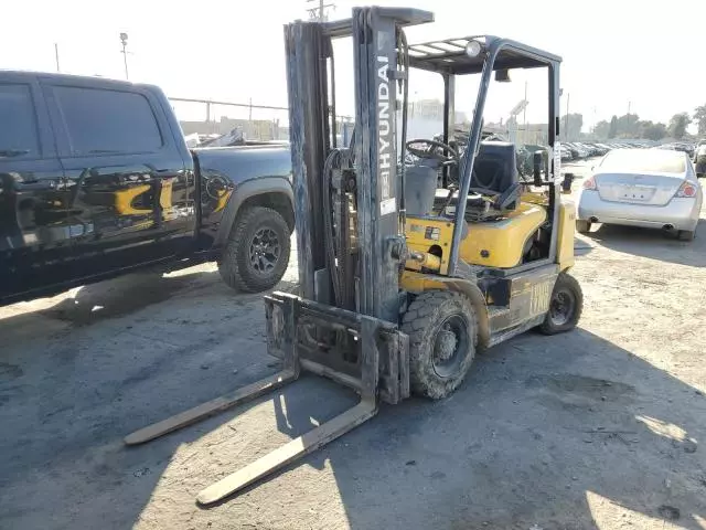 2010 Hyundai Forklift