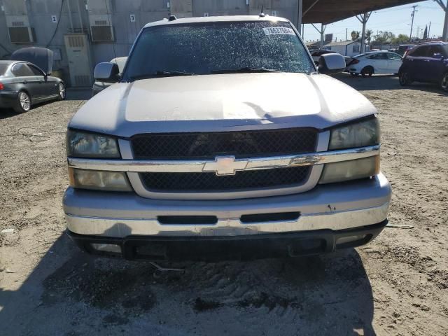 2004 Chevrolet Tahoe C1500