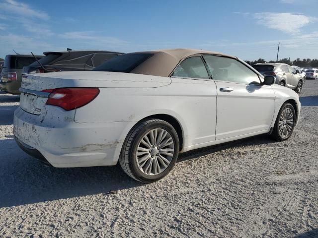 2011 Chrysler 200 Limited