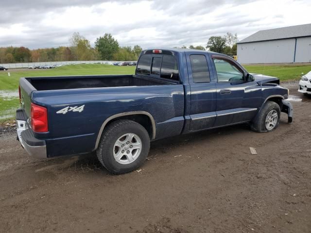 2005 Dodge Dakota SLT